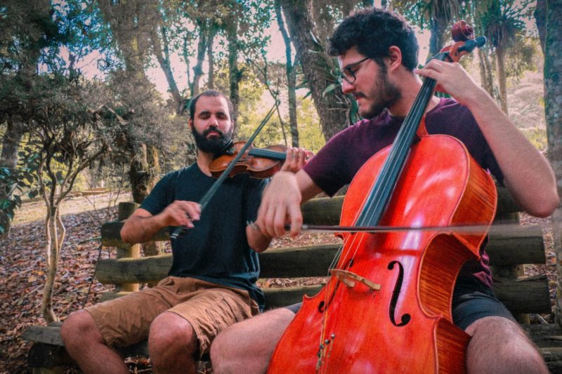 EDIT: 2humanos Duo se prepara para lives exclusivas após ganhar edital estadual