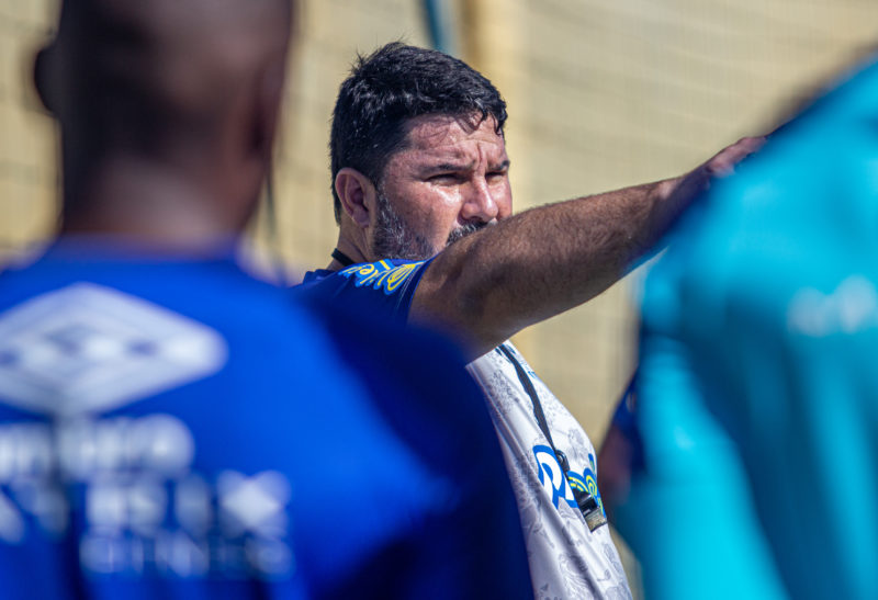 Avaí tem sequência decisiva de jogos em casa