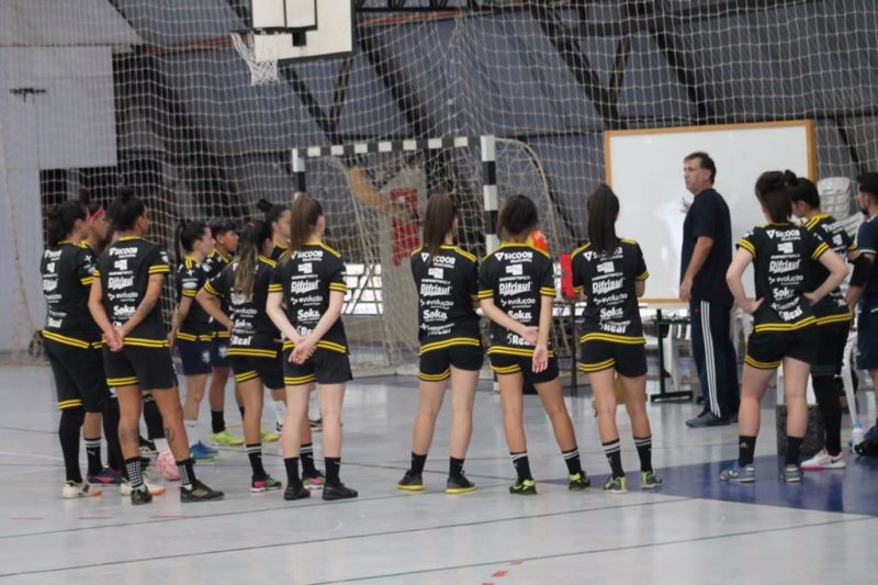 Equipe viaja &agrave; S&atilde;o Paulo para a competi&ccedil;&atilde;o – Foto: Divulga&ccedil;&atilde;o/Female/ND