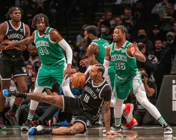 NBA suspende Marcus Smart, dos Celtics, por um jogo por ameaças a um  árbitro