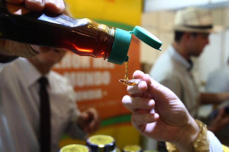 Feira do Mel de 2022 ser&aacute; no Largo da Alf&acirc;ndega – Foto: Cristina Gallo/Divulga&ccedil;&atilde;o/ND