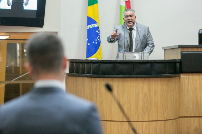 Deputado Sargento Lima faz discurso em plen&aacute;rio – Foto: Rodolfo Esp&iacute;nola/Divulga&ccedil;&atilde;o/ND