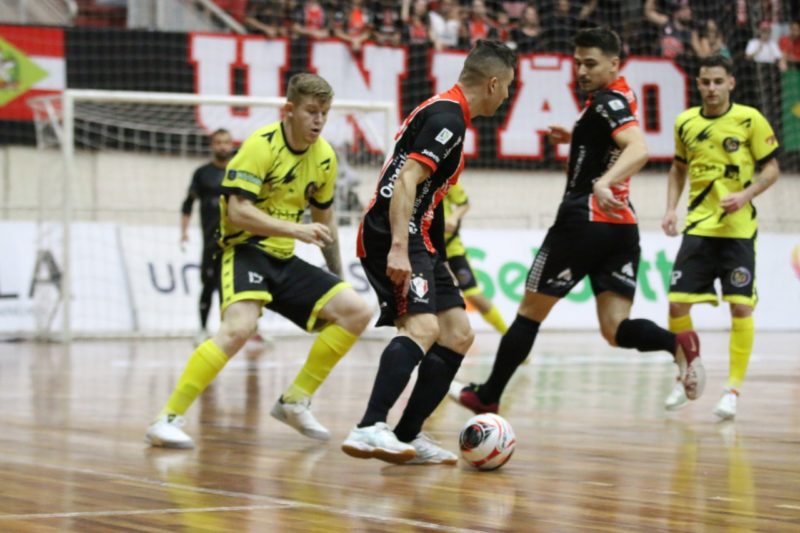 JEC Futsal goleou o Florian&oacute;polis – Foto: Juliano Schmidt/ JEC Futsal/Divulga&ccedil;&atilde;o/ND