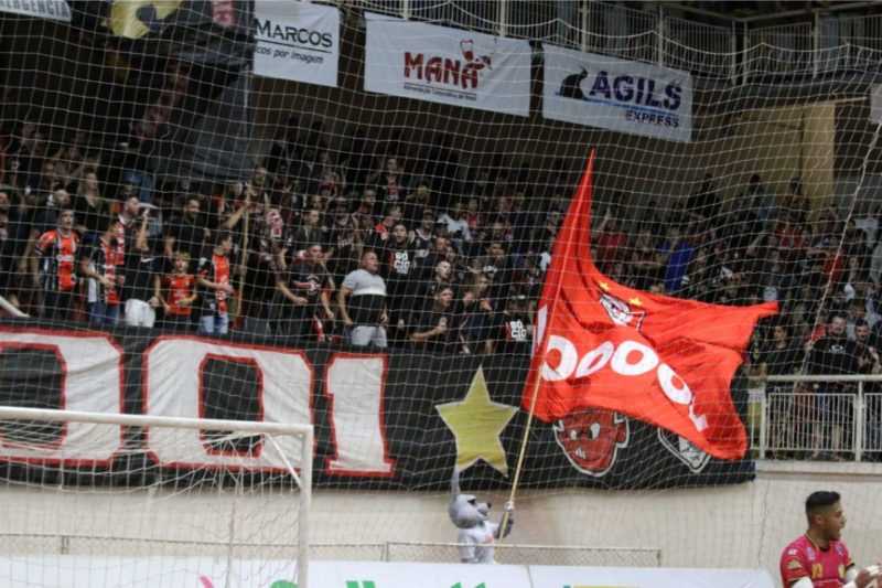 Jogo entre JEC Futsal e Curitibanos foi suspenso devido &agrave;s chuvas – Foto: Juliano Schmidt/JEC Futsal/Divulga&ccedil;&atilde;o/ND