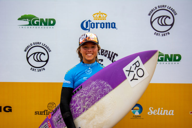 Surfsita catarinense Laura Raupp &eacute; a atual campe&atilde; do LayBack Pro World Surf League Latin America – Foto: rodrigobareja