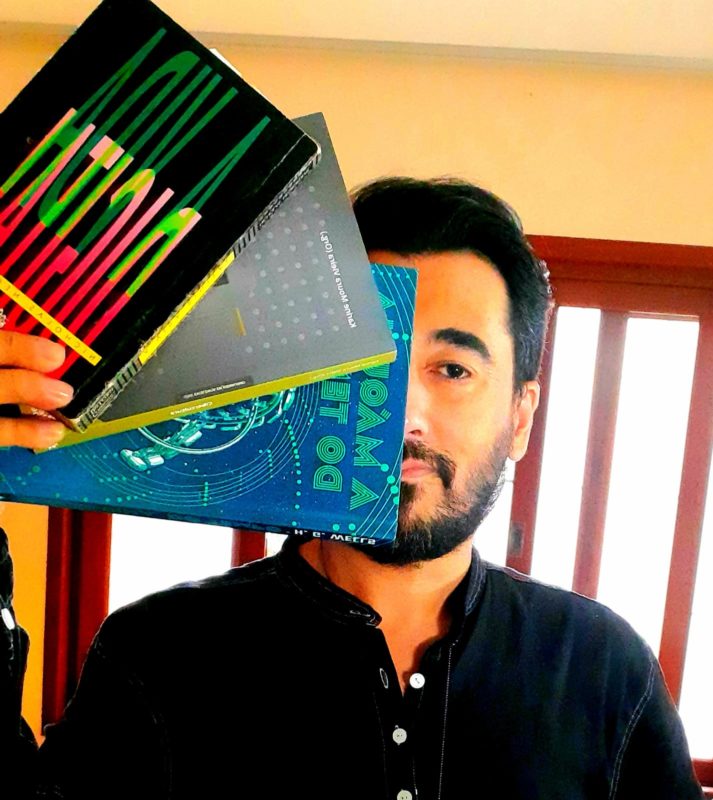 Al&eacute;m de jornalista, Marcelos Barcelos tamb&eacute;m &eacute; professor, autor e consultor em IoT &amp; AI – Foto: Arquivo Pessoal