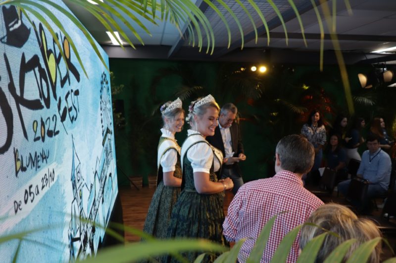 Coletiva na manh&atilde; desta ter&ccedil;a-feira (19) mostrou plano de sustentabilidade criado para a Oktoberfest Blumenau – Foto: Marcelo Martins/Secom Blumenau/ND