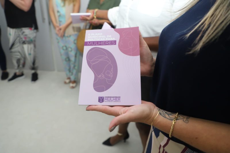 Cartilha cont&eacute;m planos e propostas de pol&iacute;ticas p&uacute;blicas para mulheres de Florian&oacute;polis – Foto: Marcos Albuquerque/PMF/Divulga&ccedil;&atilde;o/ND