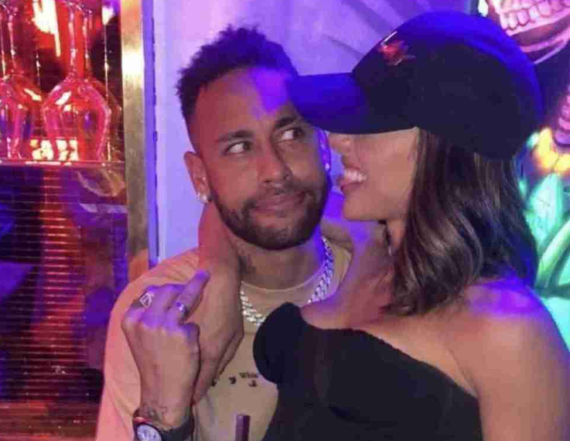 Neymar e Bruna assumiram relacionamento – Foto: Reprodu&ccedil;&atilde;o/Internet