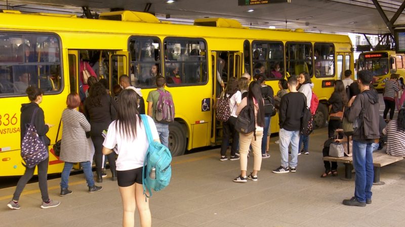 ônibus lotados favorecem casos de assédio