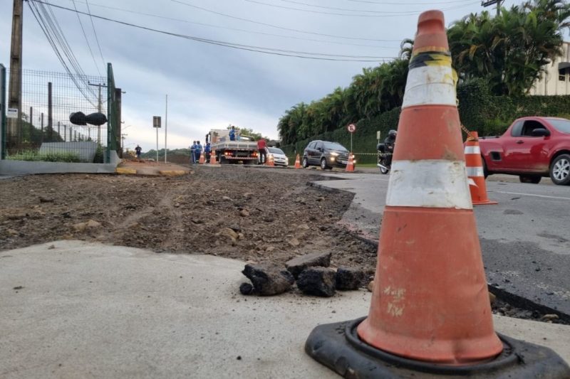 Obras na rua Arno Waldemar Dohler foram conclu&iacute;das e &Aacute;guas de Joinville projeta a&ccedil;&otilde;es preventivas na cidade – Foto: Kelly Borges/NDTV