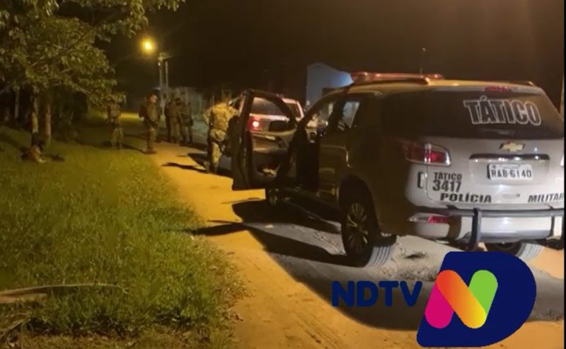 Políciais continuam fazendo buscas