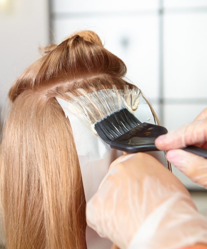 Madeixas platinadas: Como mantê-las saudáveis