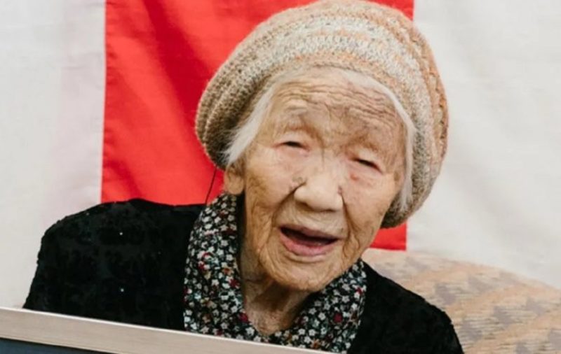 Kane Tanaka morreu aos 119 anos na &uacute;ltima ter&ccedil;a (19) no Jap&atilde;o – Foto: Reprodu&ccedil;&atilde;o/ Guinness Word Records