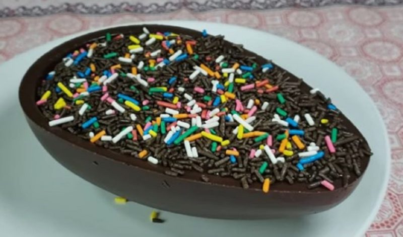 Ovos de P&aacute;scoa sem lactose e sem gl&uacute;ten – Foto: Reprodu&ccedil;&atilde;o/Youtube/ND