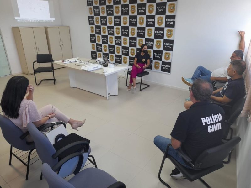 Reuni&atilde;o da Pol&iacute;cia Civil discute estrat&eacute;gias para combater furtos de fios de cobre na Capital – Foto: PCSC/Divulga&ccedil;&atilde;o/ND