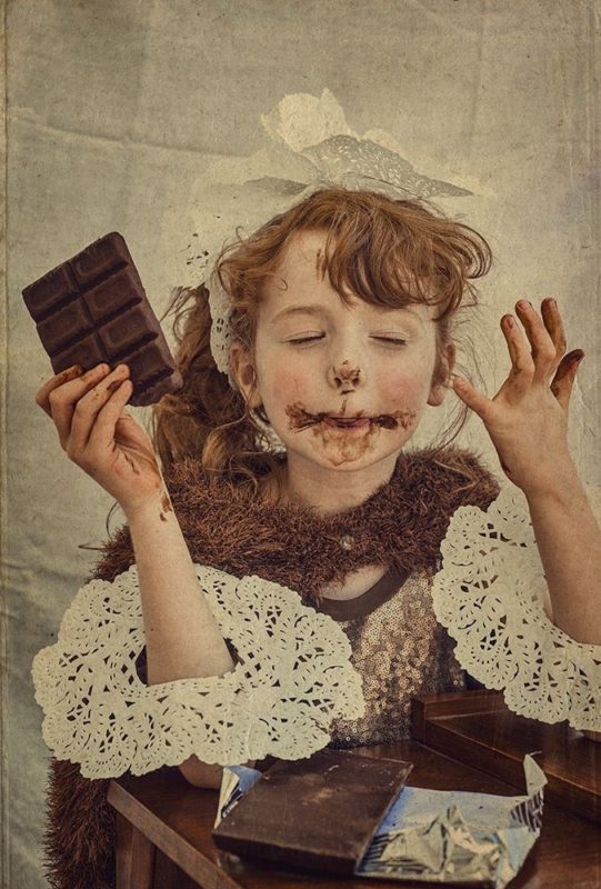 Hoje é dia de se libertar e comer chocolate 