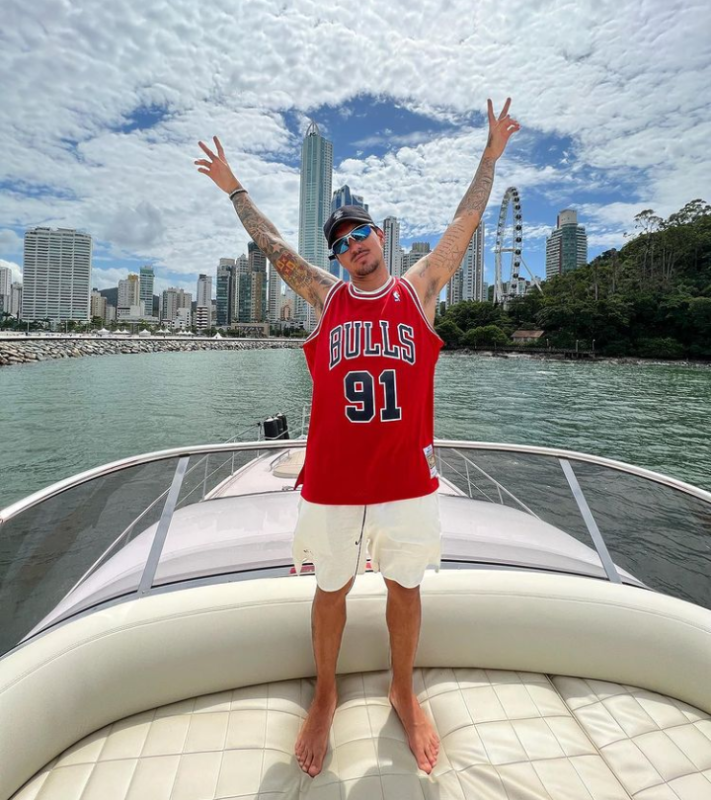 Gabriel Medina teve affair com Jade, mas rela&ccedil;&atilde;o &eacute; de amizade – Foto: Internet/Reprodu&ccedil;&atilde;o/ND