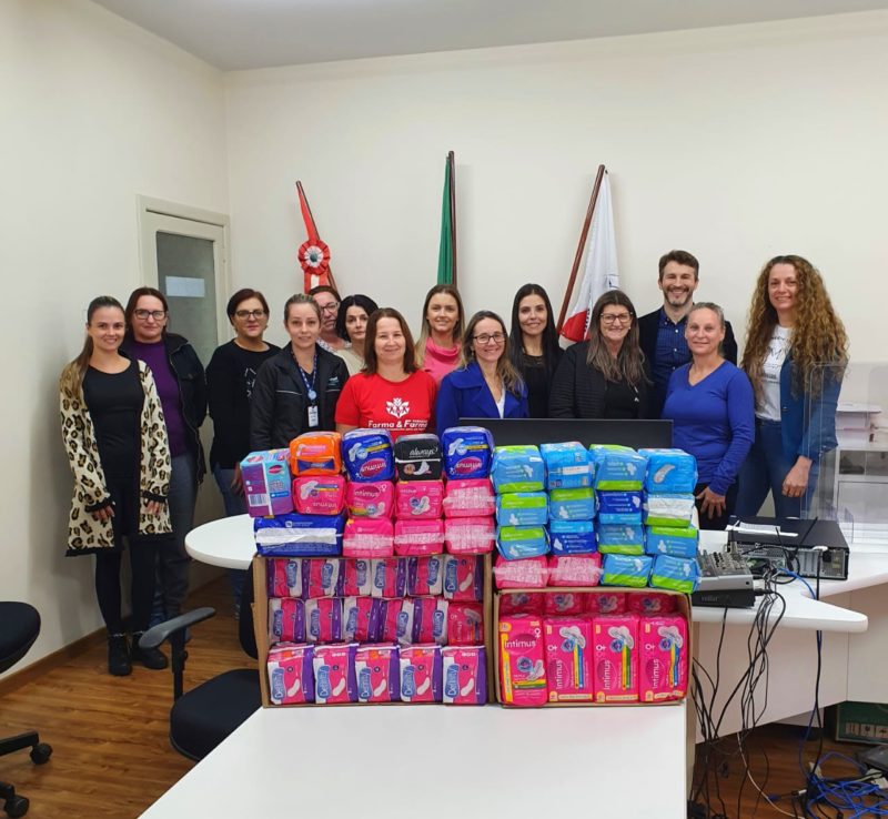 Doa&ccedil;&otilde;es foram entregues em quatro escolas. – Foto: TJSC/Divulga&ccedil;&atilde;o/ND