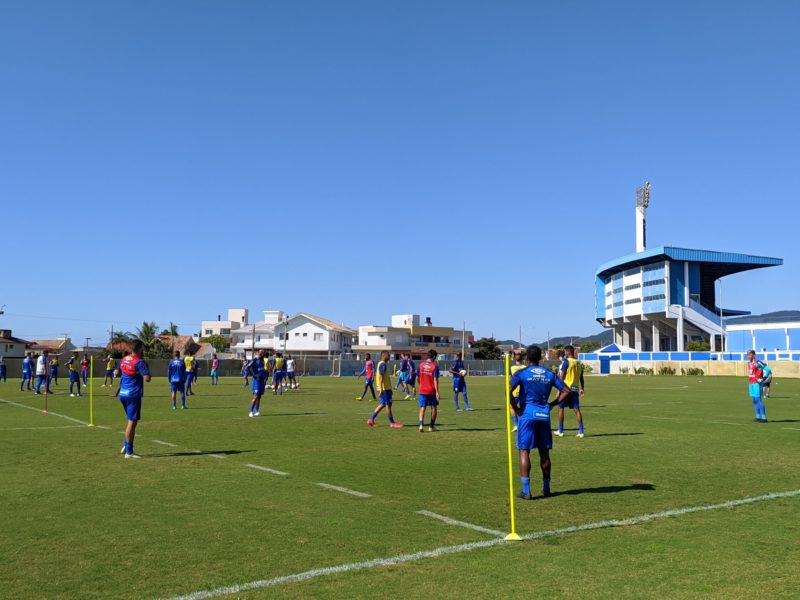 Reforços treinaram no Avaí nesta manhã