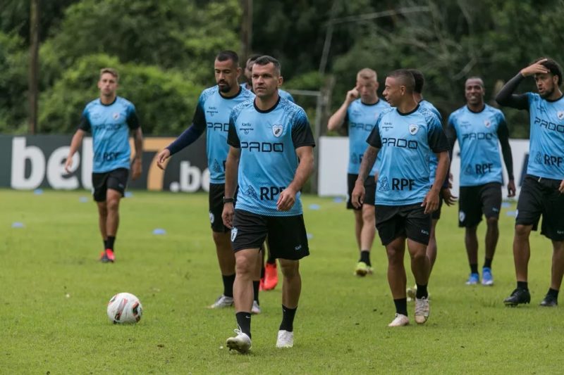 Londrina deve vir com mudan&ccedil;as para o duelo – Foto: Ricardo Chicarelli/Londrina EC