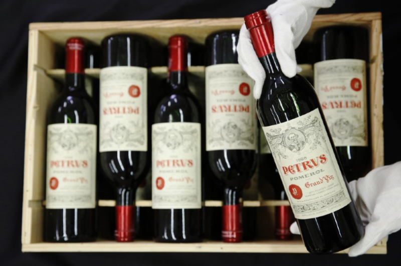 5 mil garrafas do vinho que é considerado o mais caro do mundo e custa R$ 50 mil a garrafa &#8211; Foto: Divulgação