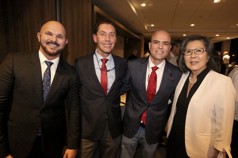Da esq. para dir.: Carlos Casagrande, ex-presidente da SBCP-SC; Andr&eacute; Auersvald, ex-presidente da Regional Paran&aacute; e diretor cient&iacute;fico nacional; Zulmar Accioli, presidente da Regional SC; e Lydia Masako Ferreira, presidente da SBCP Nacional – Foto: Angelo Santos/Divulga&ccedil;&atilde;o/ND