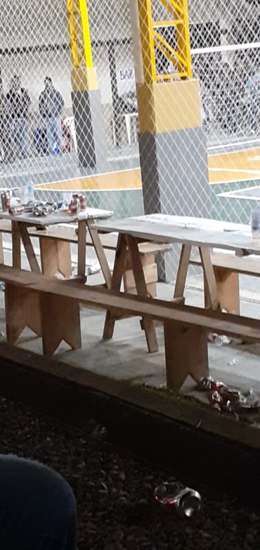 Assessoria do vereador enviou as fotos registradas por ele, que confirmam a comercializa&ccedil;&atilde;o de bebidas alco&oacute;licas em uma escola do munic&iacute;pio – Foto: Arquivo Pessoal/Assessoria Jur&iacute;dica/ND