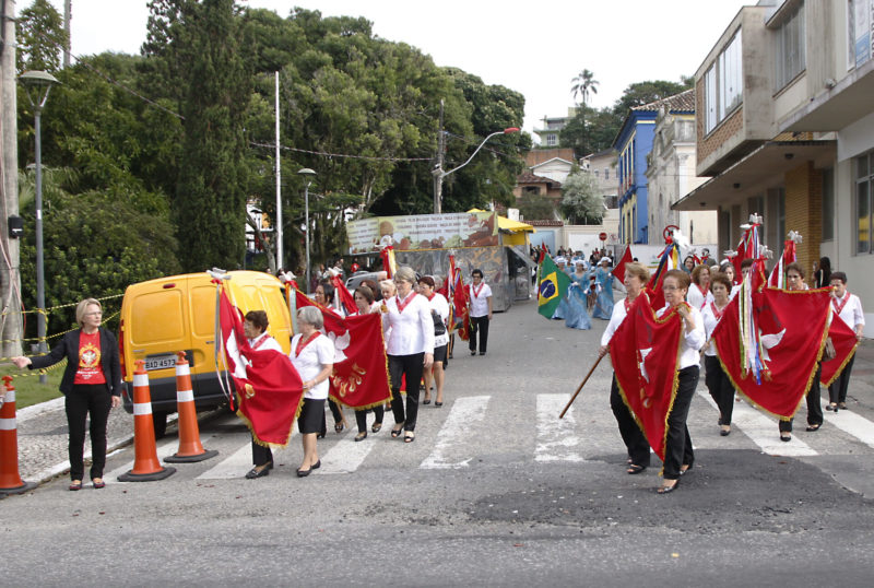 Em cortejo, os fiéis devem tomar as ruas do Centro Histórico de São José neste fim de semana – Foto: Secom/PMSJ/Divulgação/ND