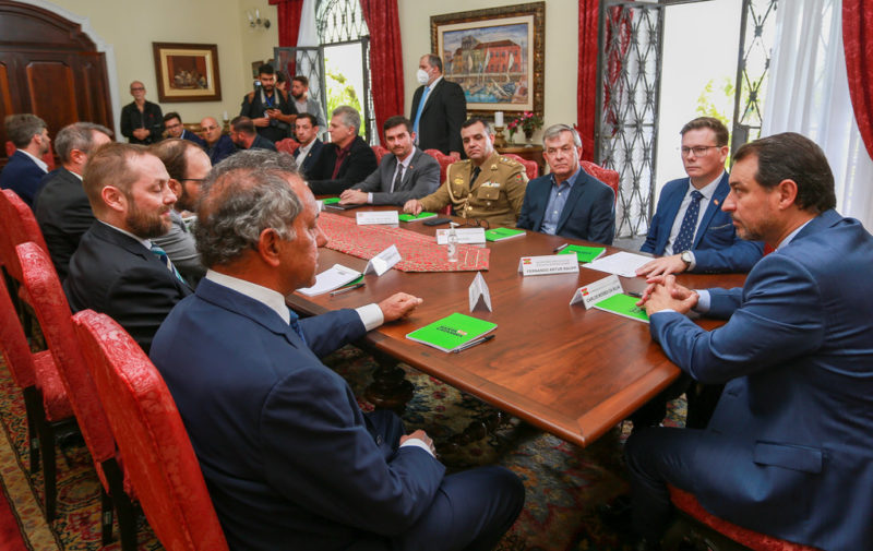 Governador recebeu embaixador da Argentina nesta terça-feira (10) – Foto: Secom/Divulgação/ND