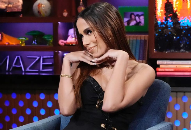 Al&eacute;m de cantora, palestrante e empres&aacute;ria, Anitta tamb&eacute;m ser&aacute; professora – Foto: Reprodu&ccedil;&atilde;o/Instagram