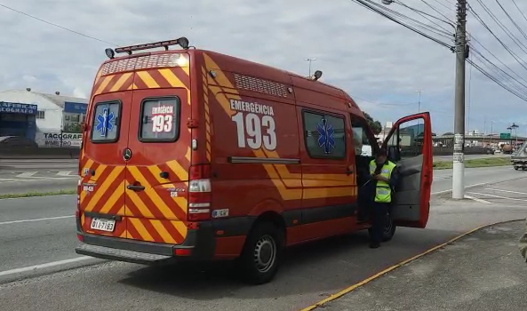 Beb&ecirc; de 2 meses estava morto quando os bombeiros chegaram ao local – Foto: Gustavo Karasiak/NDTV