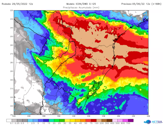 O mapa acima projeta projeta altos volumes de chuva no Sul do pa&iacute;s nesta semana. Os maiores acumulados s&atilde;o esperados entre os Estados de Santa Catarina e Paran&aacute; – Foto: MetSul Meteorologia/Divulga&ccedil;&atilde;o/ND
