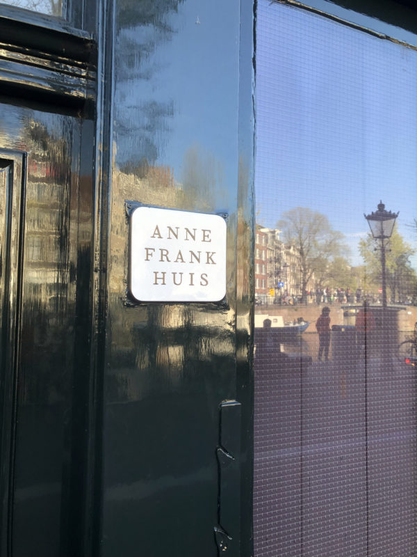Anne Frank Hui conta com relatos extremamente visuais &#8211; Foto: Pâmela Schreiner/ND