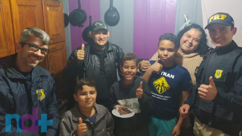 O pai da crian&ccedil;a foi at&eacute; o Posto da PRF na tarde de quarta-feira para pedir ingredientes – Foto: Divulga&ccedil;&atilde;o/PRF