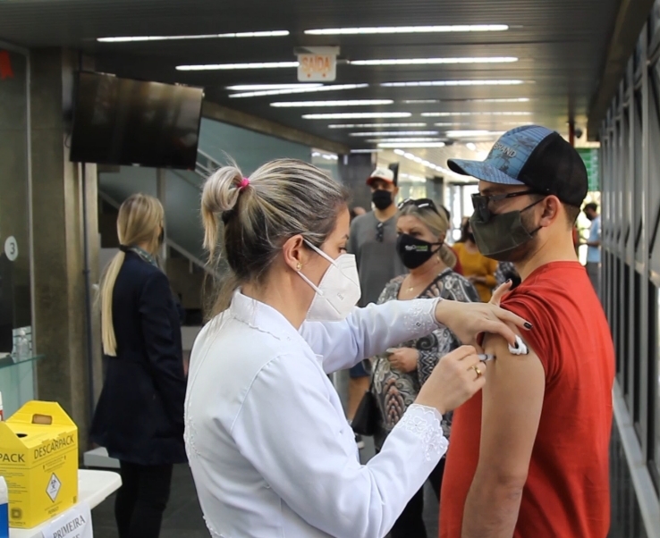 A vacinação em Criciúma foi considera estratégica para evitar novos óbitos em virtude da Covid-19. &#8211; Foto: Divulgação
