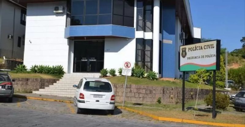 Em outra opera&ccedil;&atilde;o no Alto Vale do Itaja&iacute;, suspeito que devia mais de R$ 90 mil em pens&atilde;o foi preso pela Pol&iacute;cia Civil nesta segunda-feira (4) – Foto: Arquivo/Divulga&ccedil;&atilde;o/Pol&iacute;cia Civil/ND