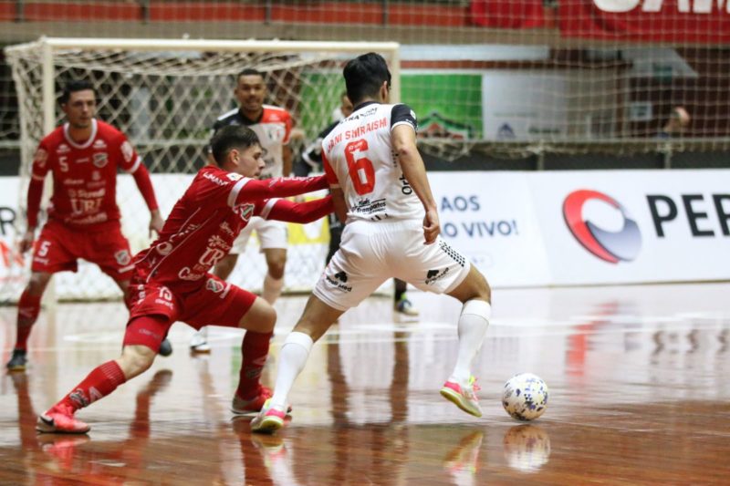 Com dois de Daniel Shiraishi, JEC Futsal goleia novamente e mant&eacute;m invencibilidade na Liga Nacional – Foto: Juliano Schmidt/JEC Futsal/Divulga&ccedil;&atilde;o/ND