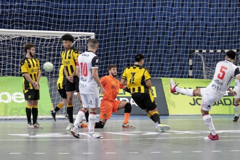 JEC Futsal n&atilde;o tomou conhecimento do Pe&ntilde;arol na estreia da Copa Mundo do Futsal – Foto: @rizzi1971/Divulga&ccedil;&atilde;o/ND