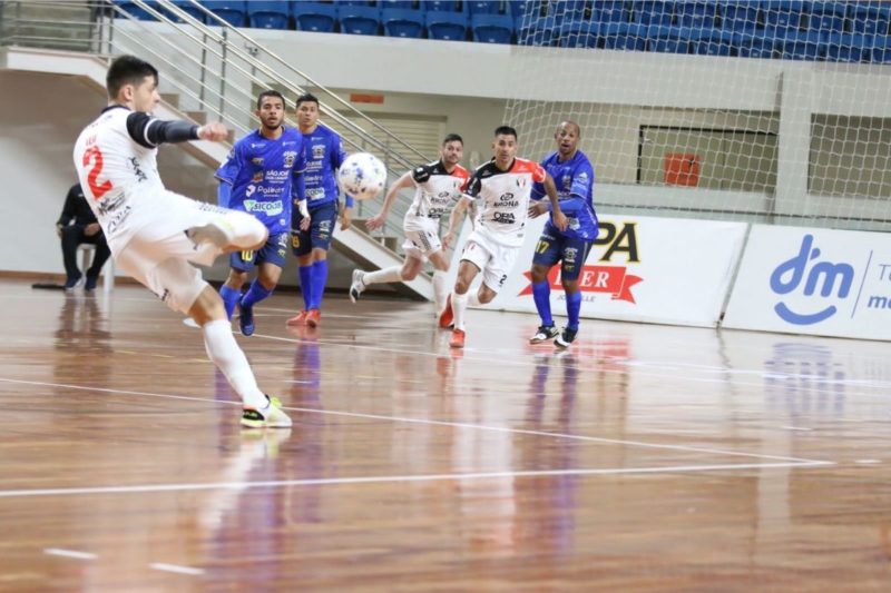 Com gol nos segundos finais, JEC Futsal é superado e perde invencibilidade na temporada &#8211; Foto: Juliano Schmidt/JEC Futsal/Divulgação/ND