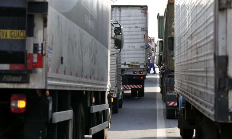 O governo federal e o Congresso Nacional decidiram ampliar o Auxílio Gás e criar um auxílio para caminhoneiros &#8211; Foto: Tânia Rêgo/Agência Brasil/ND