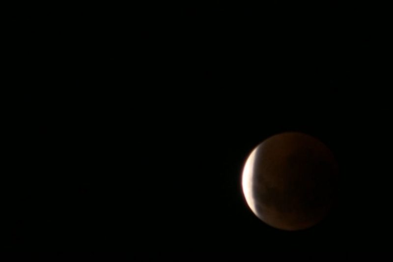 &#8220;Lua de Sangue&#8221; foi vista de vários lugares do mundo &#8211; Foto: Juliano Masselai/NDTV