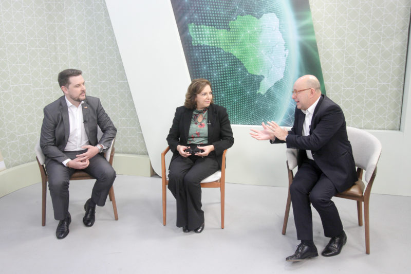 Entrevistados debateram sobre os benef&iacute;cios para os estudantes e professores catarinenses com a chegada da segunda edi&ccedil;&atilde;o do Educa SC – Foto: Leo Munhoz/ND