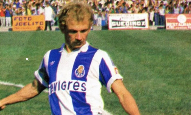 El&oacute;i: Meia que brilhou por times como Vasco, America-RJ, Santos, Botafogo e Fluminense, El&oacute;i passou uma temporada no Porto. E foi quando o time ganhou a Champions League em 1987. Ele era reserva. – Foto: Arquivo Pessoal