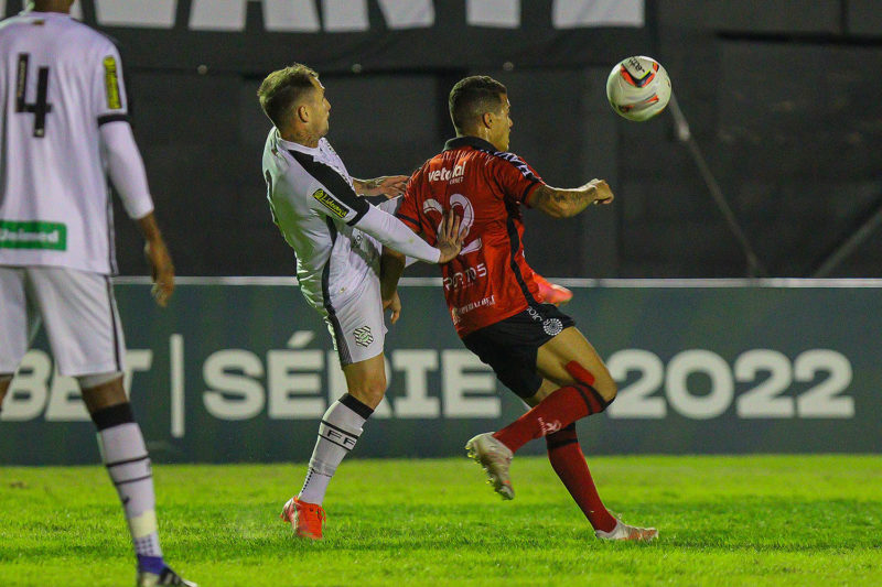 Figueirense venceu apenas o Brasil (RS) fora de casa na S&eacute;rie C – Foto: Volmer Perez / GEB