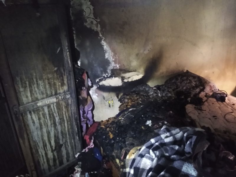 Incêndio atingiu casa em Lages &#8211; Foto: CBMSC/Divulgação/ND