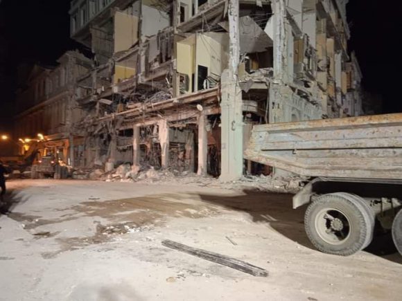 Escombros do hotel de Cuba que explodiu