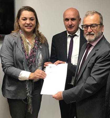 Prefeita Dalv&acirc;nia Cardoso e prefeito Jairo Cust&oacute;dio e o presidente do Tribunal de Justi&ccedil;a de Santa Catarina, desembargador Jo&atilde;o Henrique Blasi. – Foto: Divulga&ccedil;&atilde;o