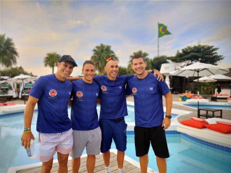 Na foto, da esquerda para a direita, quatro dos bombeiros triatletas: Sandro Gaynett, Jo&atilde;o Ricardo Prochmann, Ricardo Cardoso e Guilherme Grosso – Foto: ironman 2022