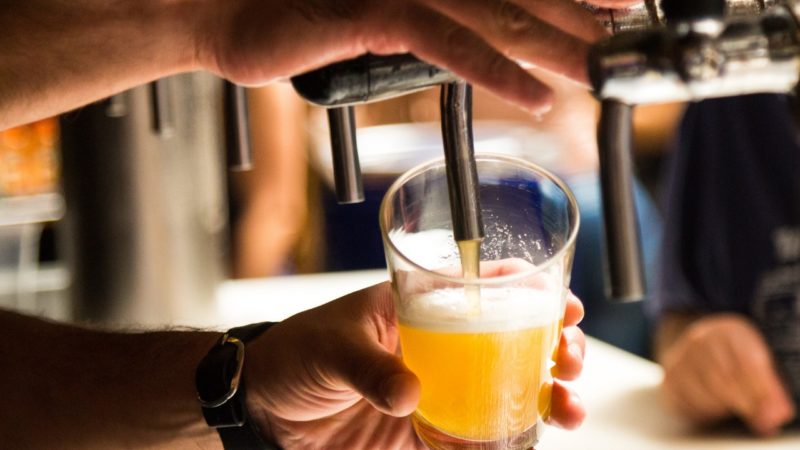 Estabelecimento que vendesse bebida alcoólica a bêbados poderia levar multa e até ter o alvará cassado &#8211; Foto: Prefeitura de Itajaí/Divulgação/ND